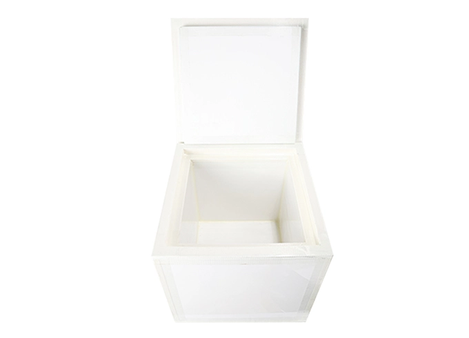 Vacuum insulated Panel cooler